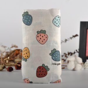 Muslin Swaddle Blanket (70% Bamboo+30% Cotton)_Colorful Strawberry